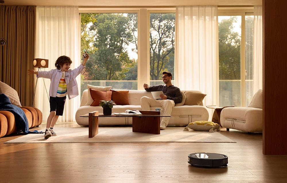 Roborock Saros Z70 – SmartPlan AI, app, hangvezérlés